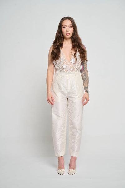 Custom Gown with Side and Back Pockets: Stylish Bridal Trousers