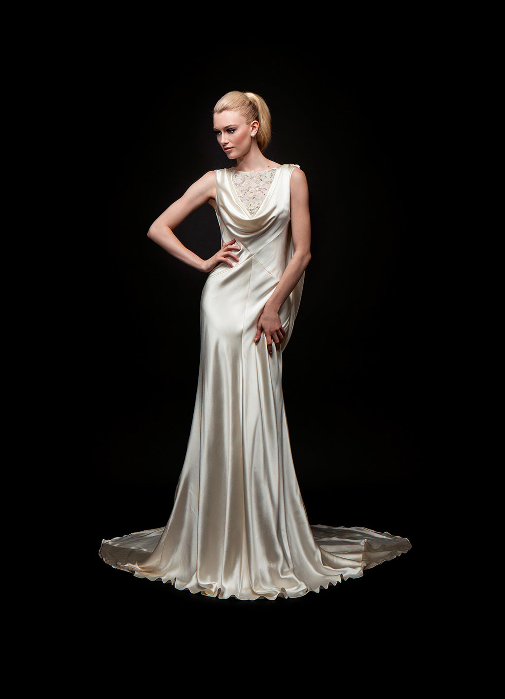 Stylish Crepe Back Satin Bridal Gown Off White / 16 Stylish Crepe Back Satin Bridal Gown Off White / 16