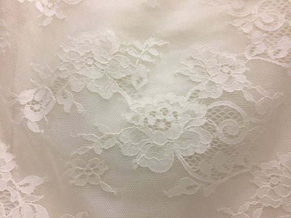Buy Strapless French Lace Organza Bridal Gown 6 / White Buy Strapless French Lace Organza Bridal Gown 6 / White